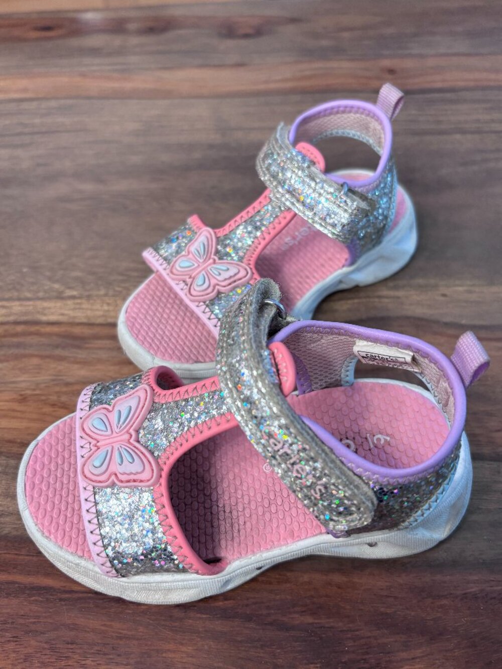 Size T6 Toddler Girls Sandals with Light Up Soles and Butterfly Detail
